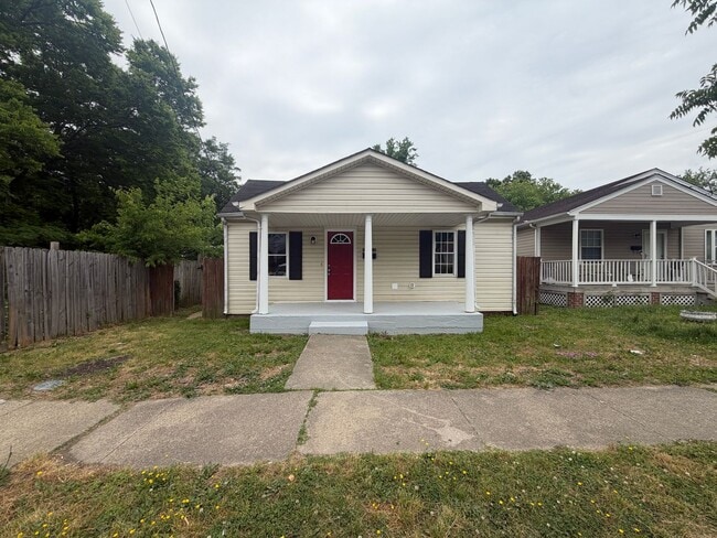 Photo - 2208 Keswick Ave