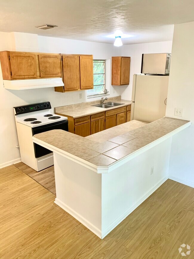 Building Photo - 1270 Whitewood Dr Rental