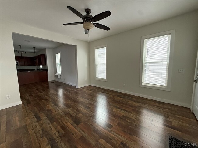 Photo - 610 N Mcbride St