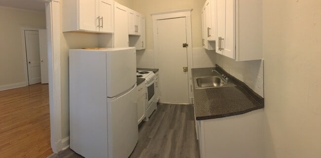 Photo - 137 Peterborough St