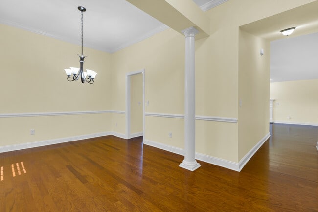 Photo - 201 Quincy Ct