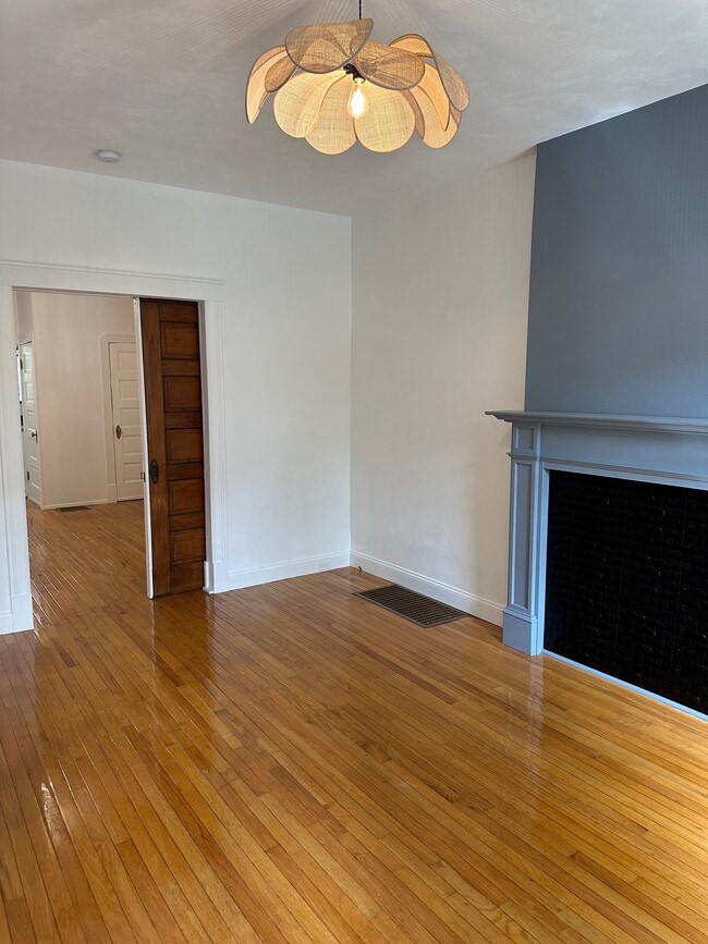 Photo - 4269 Botanical Ave Unit B