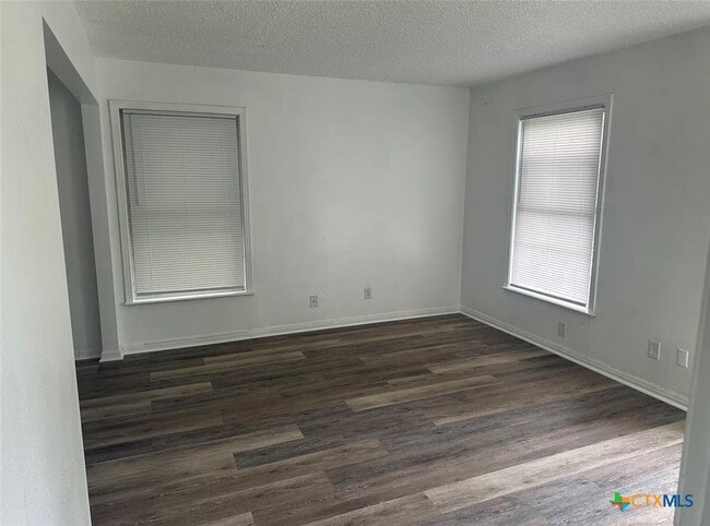 Photo - 1104 Duncan Ave