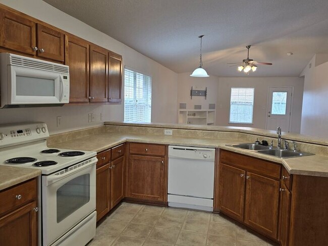 Photo - 6525 Tampa Dr