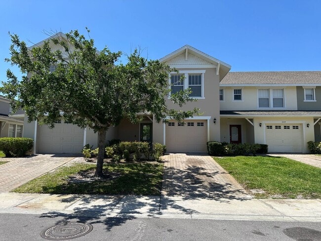 Building Photo - Three Bedroom Townhome at Cypress Lakes in Kissimmee