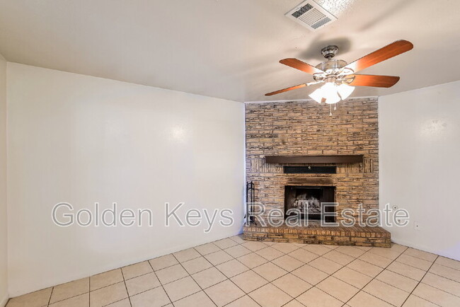 Photo - 709 San Benito Dr