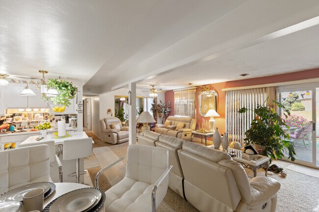 Cambridge Manor