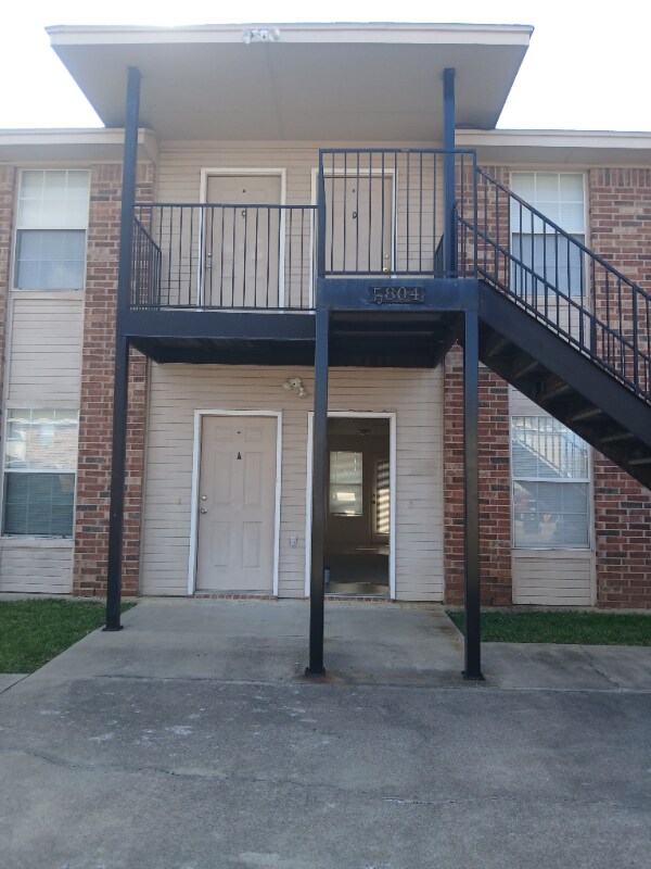 Photo - 1603 Duncan Ave Unit 5804 Redstone dr