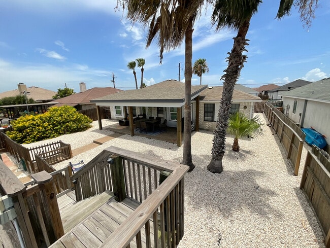 Building Photo - 15113 Aquarius St Rental