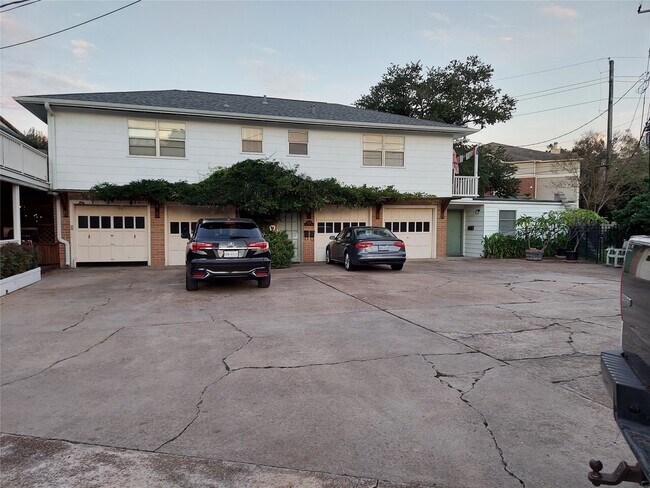 Photo - 2821 Eastgrove Ln Unit A