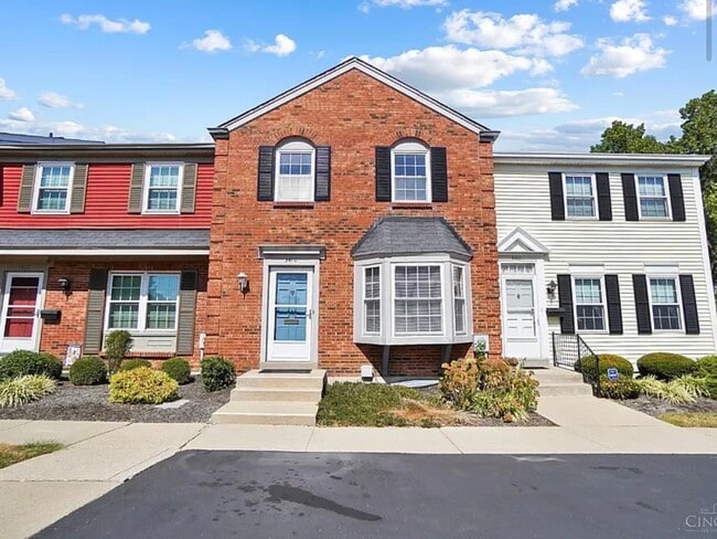 Building Photo - Sunbury Townhome