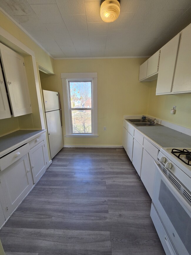 Photo - 233 Delaware Ave Unit 2