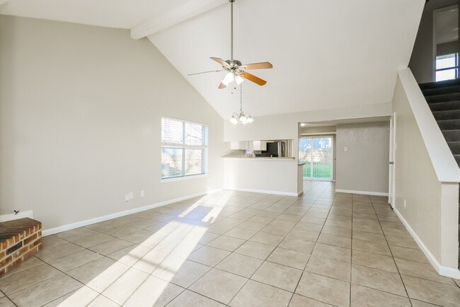 Photo - 2823 Forestbrook Dr