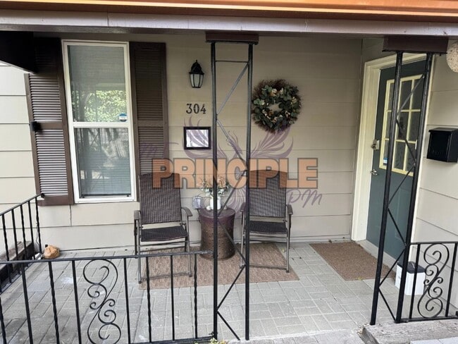 Photo - Historical furnished house in uptown Butte