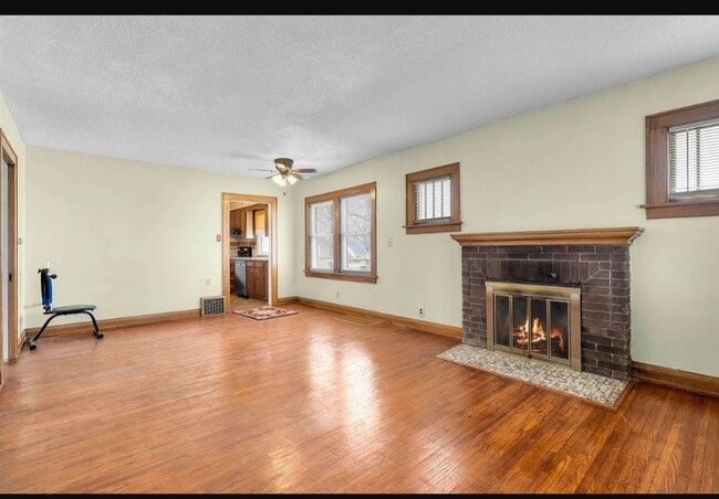 Photo - 2 Bedroom 1 Bathroom House, 1/2 OFF FIRST MONTHS RENT!!!