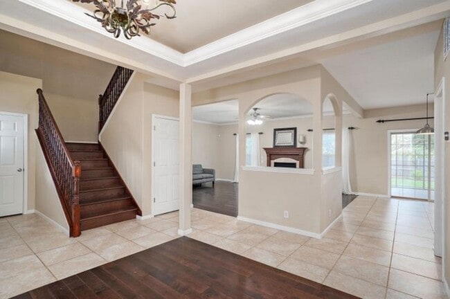 Photo - 1403 W Maplewood St