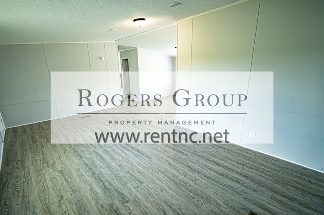 Photo - 689 Blue Wing Rd
