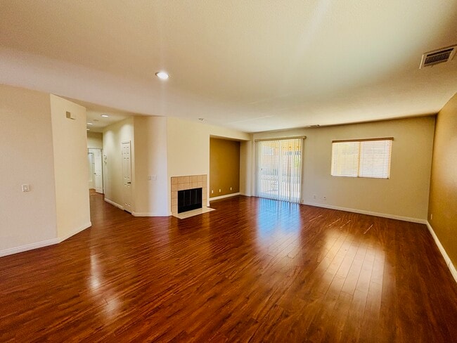 Photo - 5806 W Avenue K3