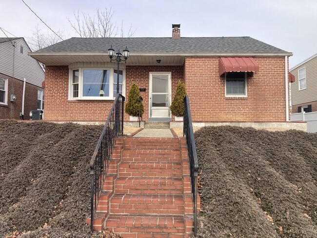 Photo - 705 Fallon Ave