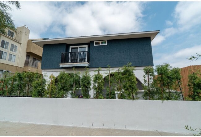 Photo - 1552 Hi Point St