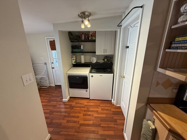 Photo - 930 Lexington Ave