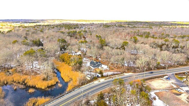 Photo - 452 Montauk Hwy