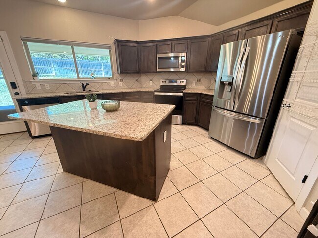 Photo - 4-Bedroom House for Rent in Copperas Cove