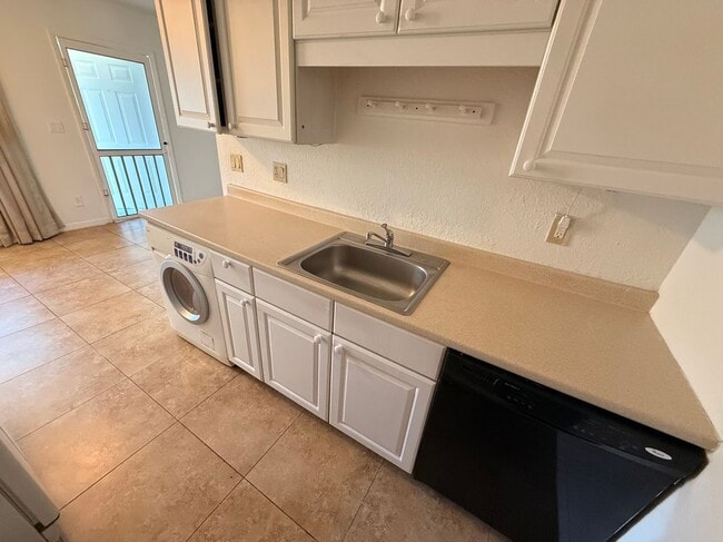 Photo - 4613 Bayshore Dr