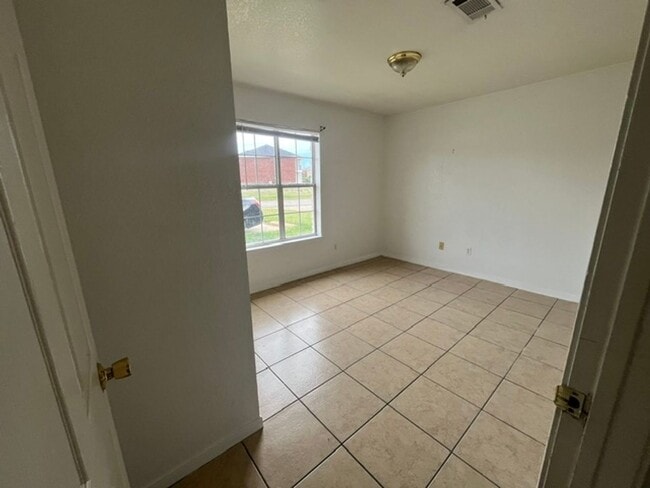 Photo - 3001 Cantabrian Dr Unit A