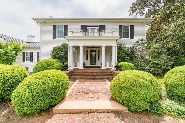 Photo - 7821 Bellevue Rd