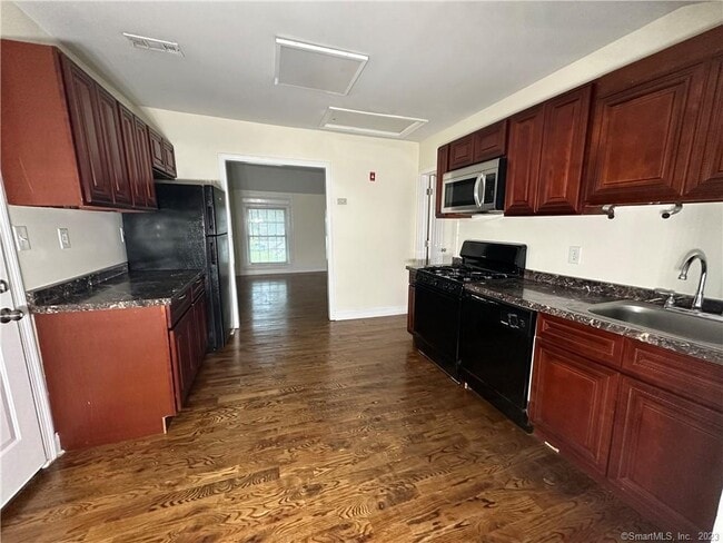 Photo - 58 White St Unit 2nd flr