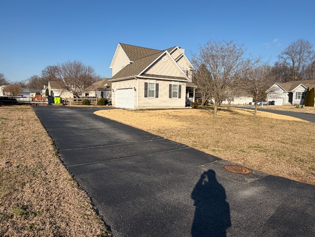 Photo - 52 Fox Run Dr