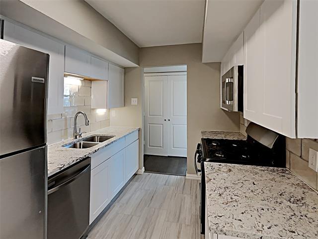 Photo - 2877 Joanna Dr