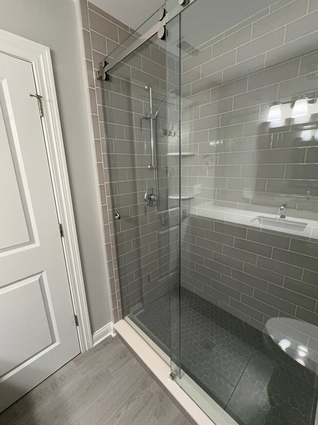 Photo - 740 Chestnut St