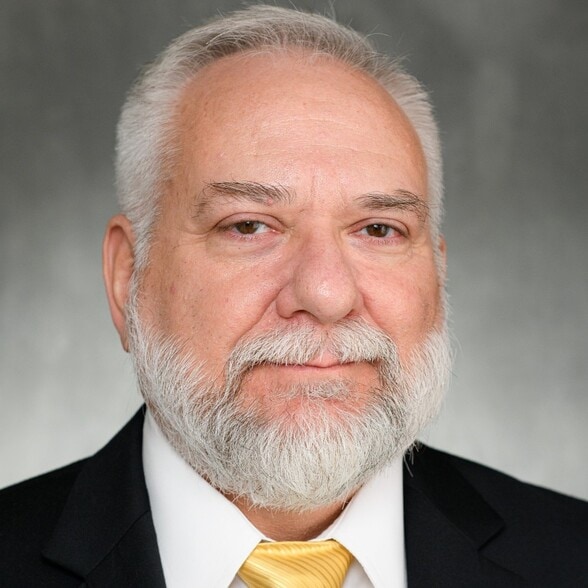 Mike Avila