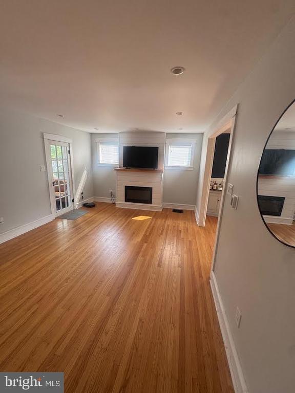 29 E Franklin Ave