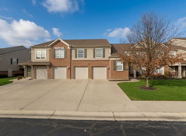 Building Photo - MAINEVILLE - Open concept 2 bed 2 bath condo