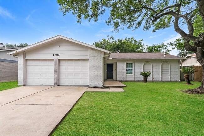 Building Photo - 22510 Leedstown Ln
