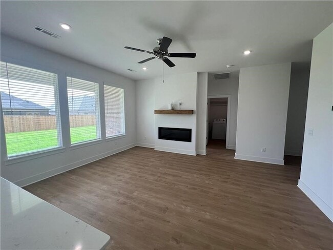 Photo - 1910 Hahn St