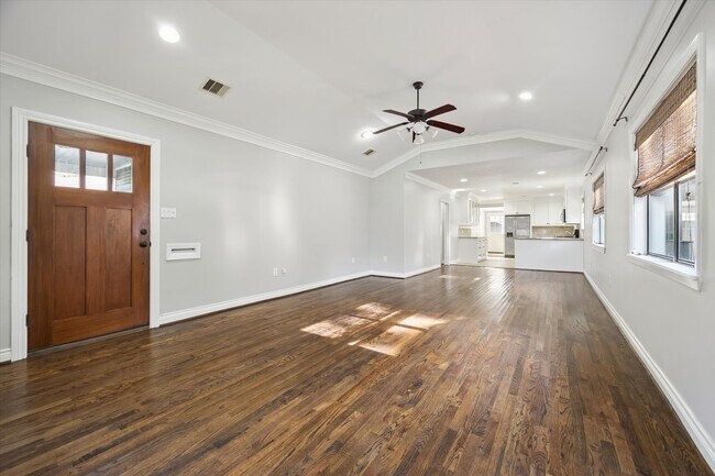 Photo - 932 Pizer St Casa