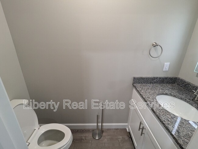 Photo - 277 Myrtle Ave