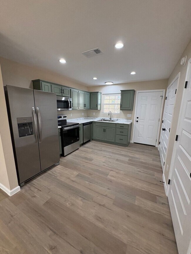 Photo - 1806 Teston Ln Unit C