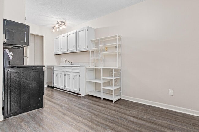 Photo - 802 Old Settlers Trl Unit 8