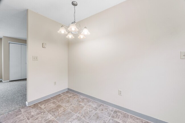 Photo - 50 Crystal Ln Unidad A