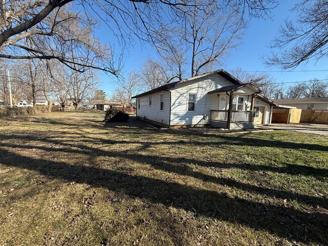 Photo - 4 Bedroom 1 Bath house with a HUGE Yard & Shop!!