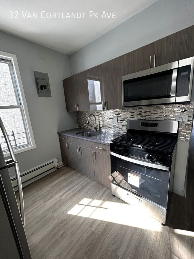 Photo - 32 Van Cortlandt Park Ave Apartamento