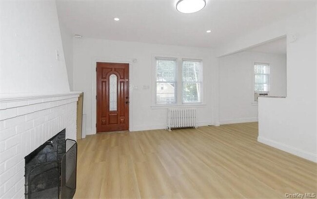 Photo - 11 Floyd Pl Unidad A