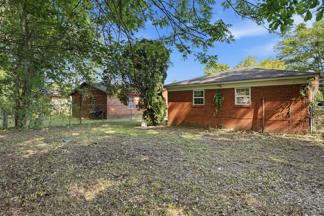 Photo - 2683 21st St