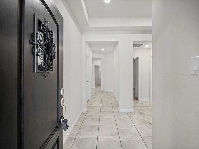 8915 English Manor Dr