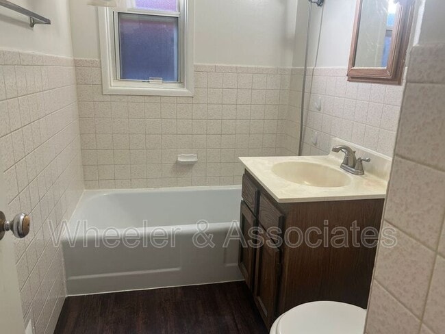 Photo - 455 W 4650 S
